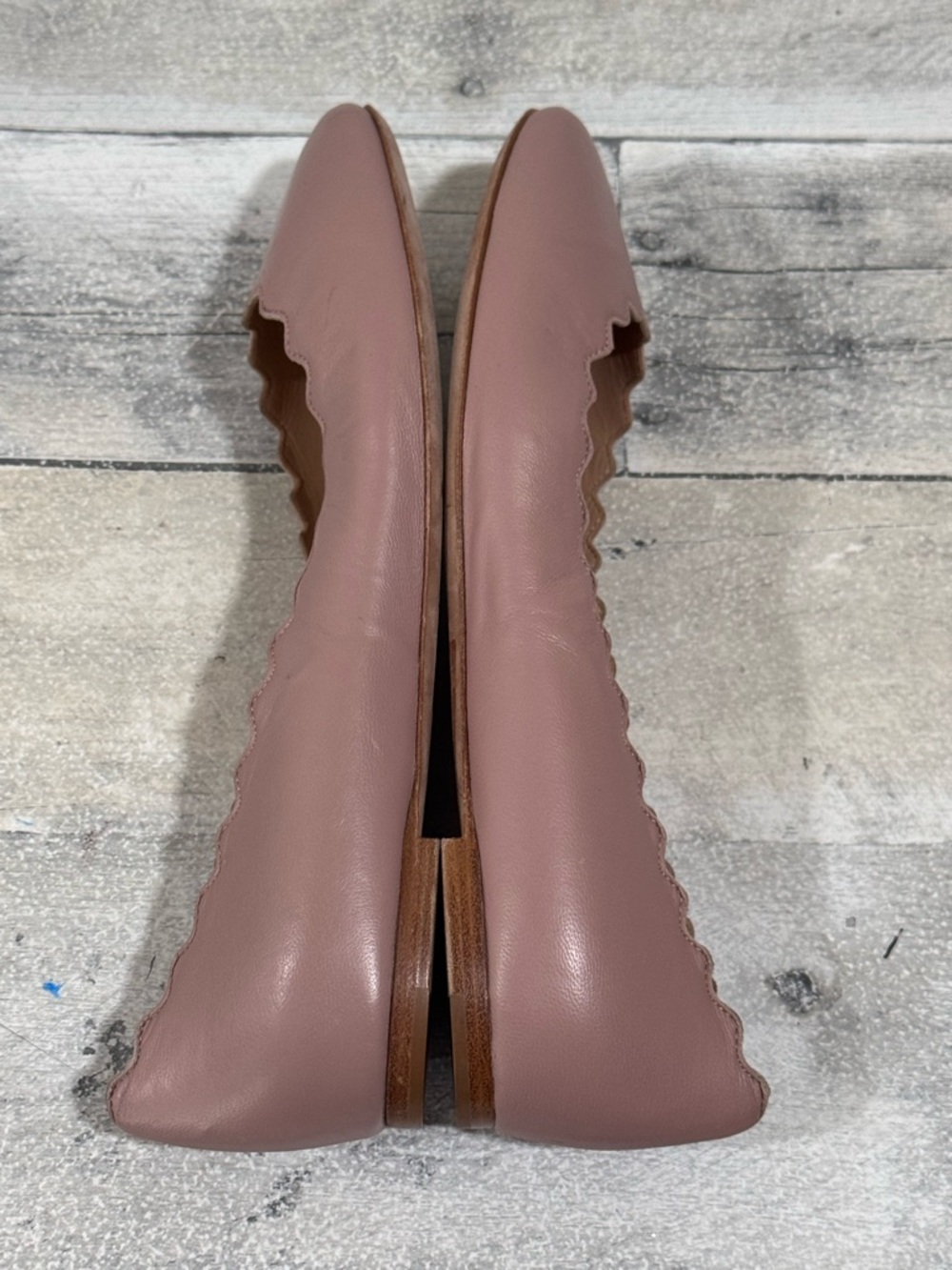 CHLOÉ Lauren Scalloped Leather Ballet Flats In Pink tea - Sz - 8.US /38.EU - Picture 4 of 10